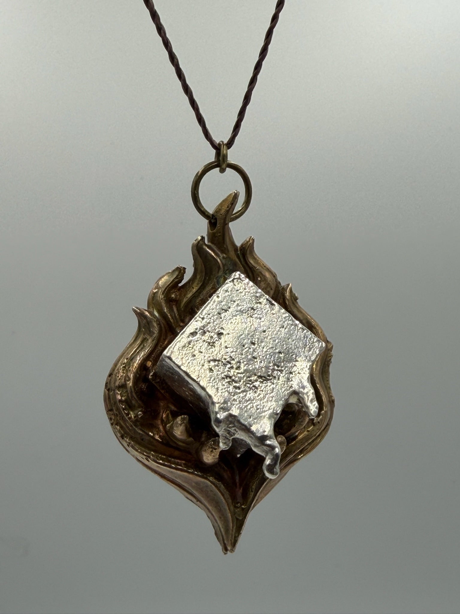 Resist ICE Pendant