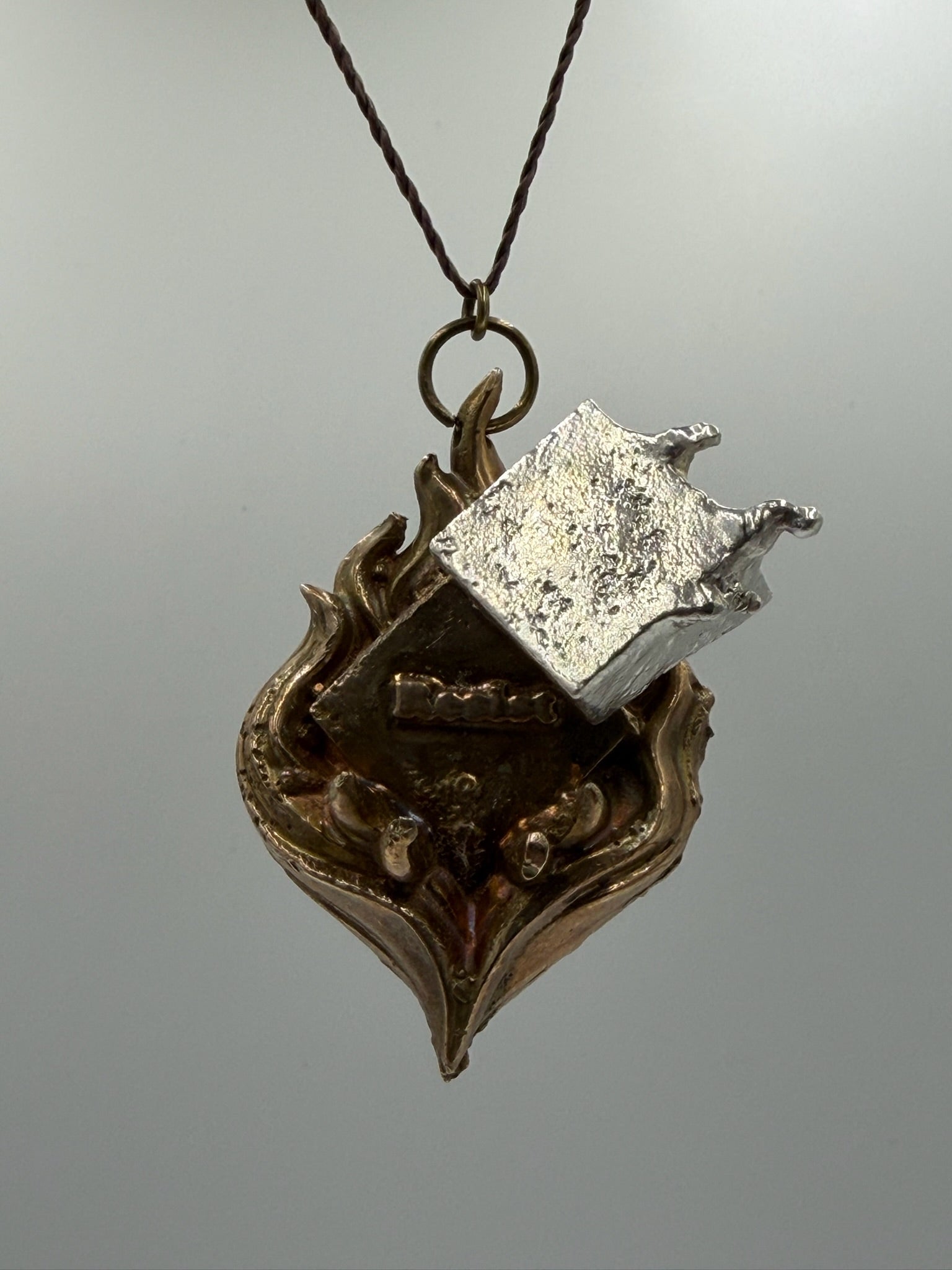 Resist ICE Pendant